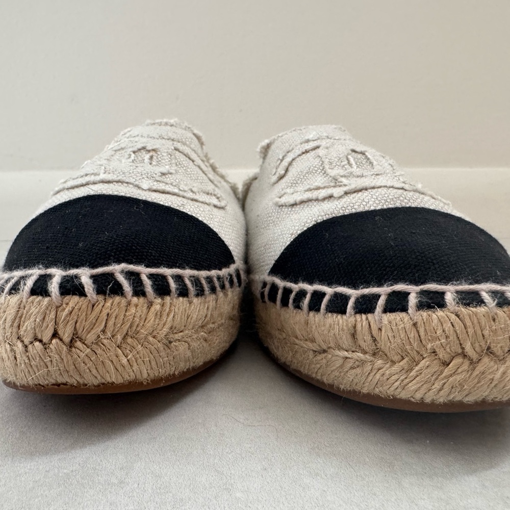 CHANEL Canvas Espadrilles, Lambskin insoles - Picture 5 of 14